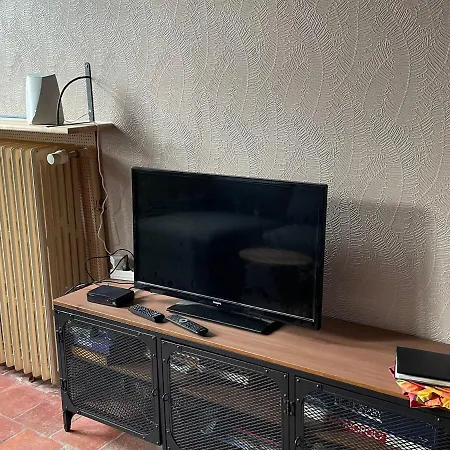 Proche Des Chateaux De La Loire Avec Jardin Privatif Et Parking. - Fr-1-410-426 Prázdninový dům